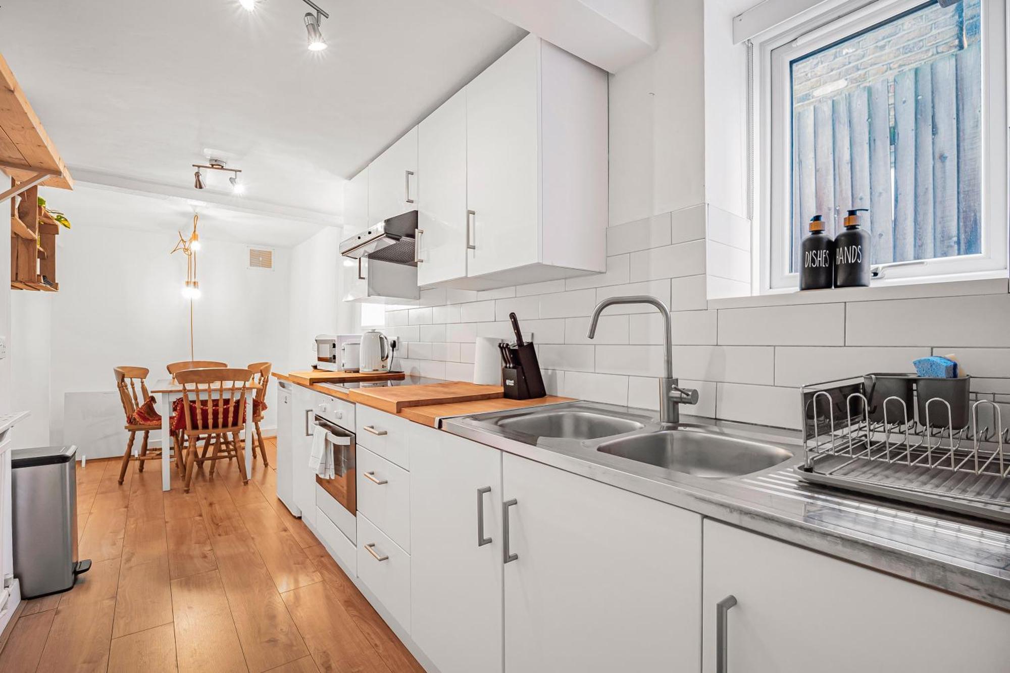 Pass The Keys Private Garden Apartment By Tulse Hill Station ลอนดอน ภายนอก รูปภาพ