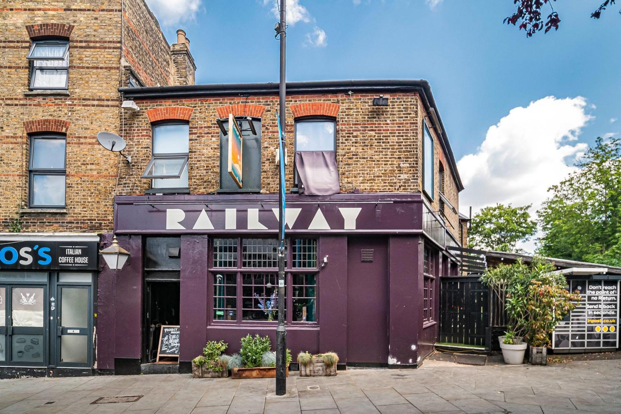 Pass The Keys Private Garden Apartment By Tulse Hill Station ลอนดอน ภายนอก รูปภาพ